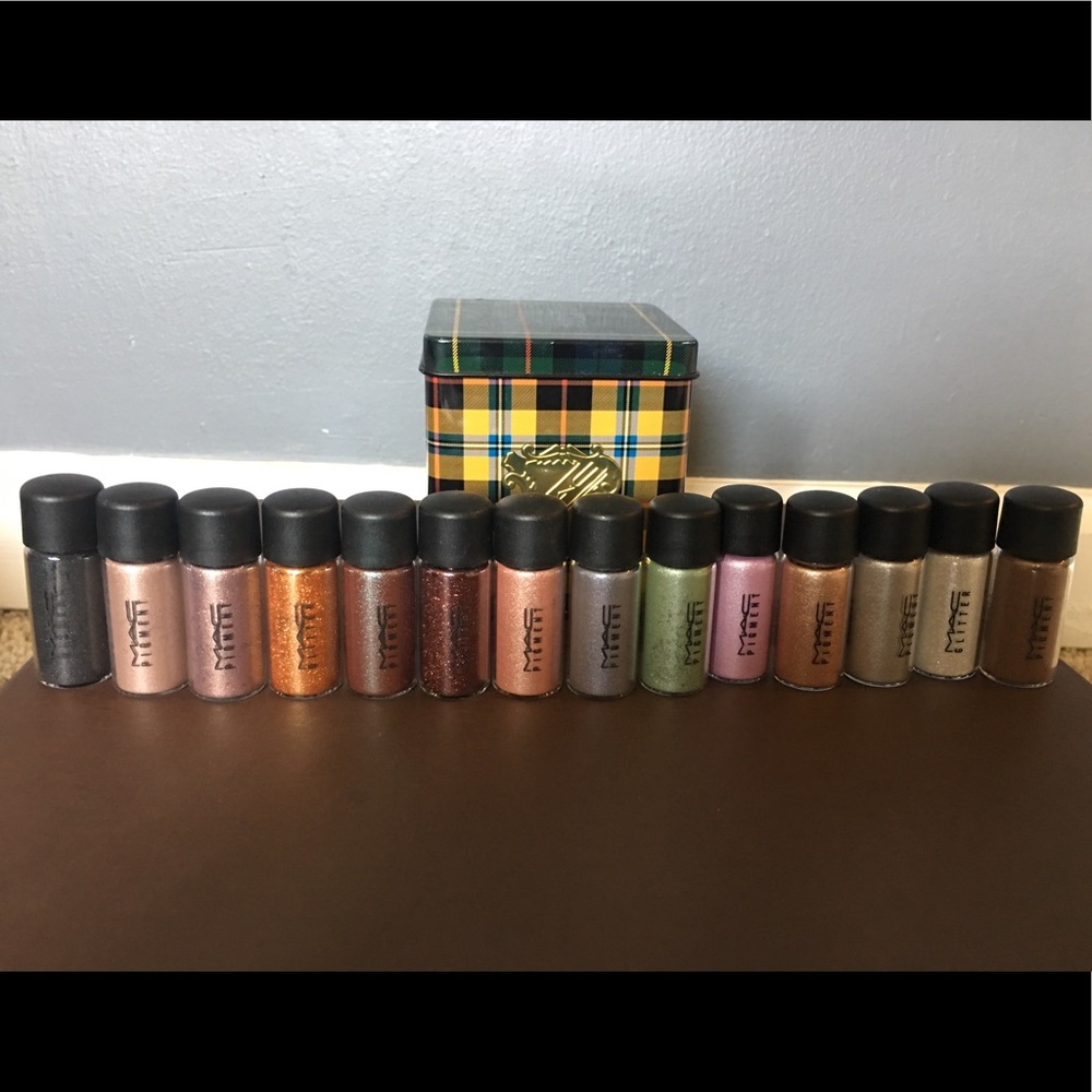 14 MAC pigment glitter eyeshadows